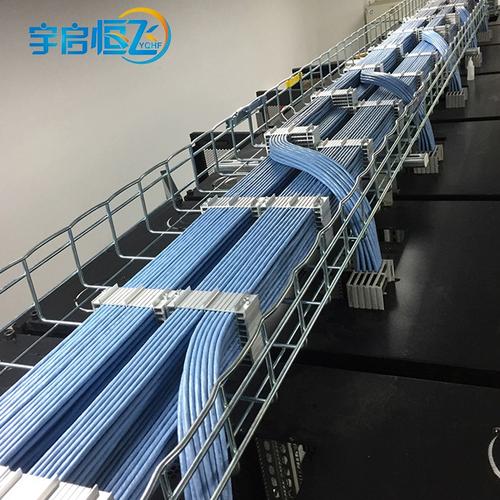 綜合布線中的機(jī)房布線固線器與機(jī)柜理線器 分層固定保障通信機(jī)房高效運(yùn)維